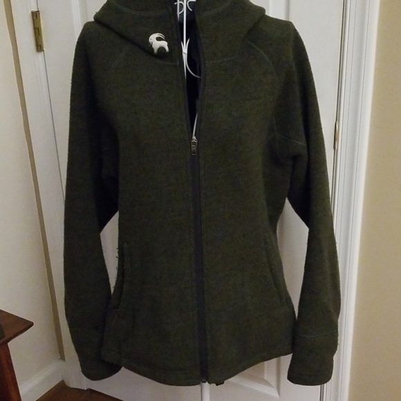 Back Country jacket - Picture 3 of 8